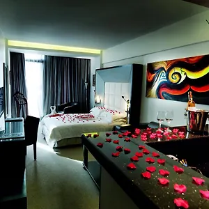 wh-hotel-beirut.beiruthotelsdirect.com/
